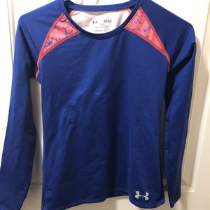 Under Armour Girl’s cold weather shirt, YLG
